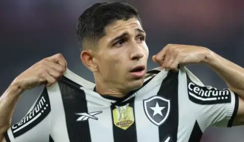 Savarino busca se recuperar no Botafogo após oscilações