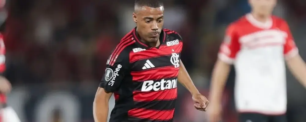 Situação de De la Cruz volta a ser motivo de debate no Flamengo