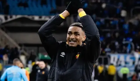 Sport lista 13 infrações de Derik Lacerda e valor das multas que levaram ao afastamento