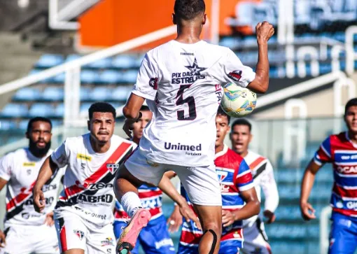 TAÇA FARES LOPES: Fortaleza B vence  “clássico das cores” e garante vaga