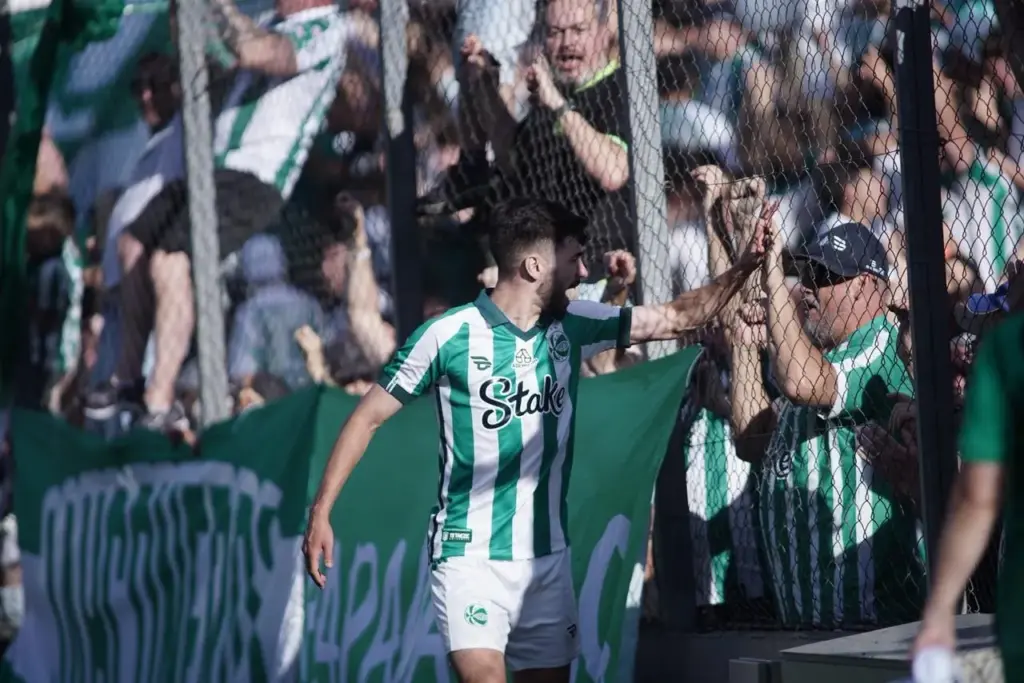 Taliari marca dois, mas Juventude sofre com pontos perdidos (Foto: Divulgação/Juventude)