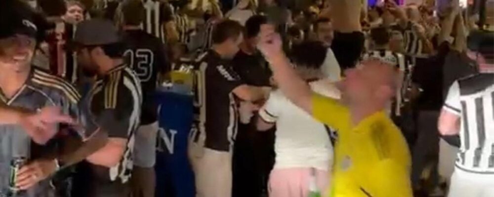 Torcedores do Atlético ocupam rua em Villa Morra, bairro nobre de Assunção