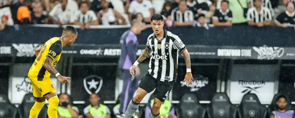 Uruguaio Mateo Ponte, do Botafogo, celebra número histórico no Brasil