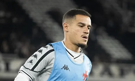 Vasco: Diniz revela que Coutinho pensou em encerrar a carreira