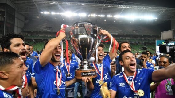 Cruzeiro foi campeão mineiro em 2019 (foto: Alexandre Guzanshe/EM/D.A Press)