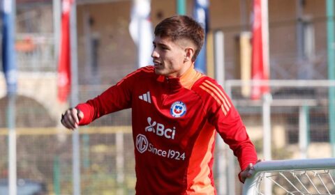 Zagueiro do Atlético se manifesta sobre falha e expulsão em amistoso