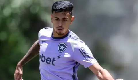 Zagueiro do Botafogo chama a atenção de clubes da Espanha