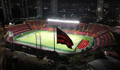 Sport começa a quitar salários atrasados de funcionários