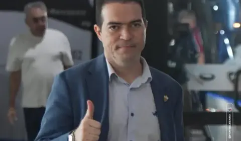 CEO do Fortaleza assume culpa por queda e garante: “Por mim, Palermo fica”