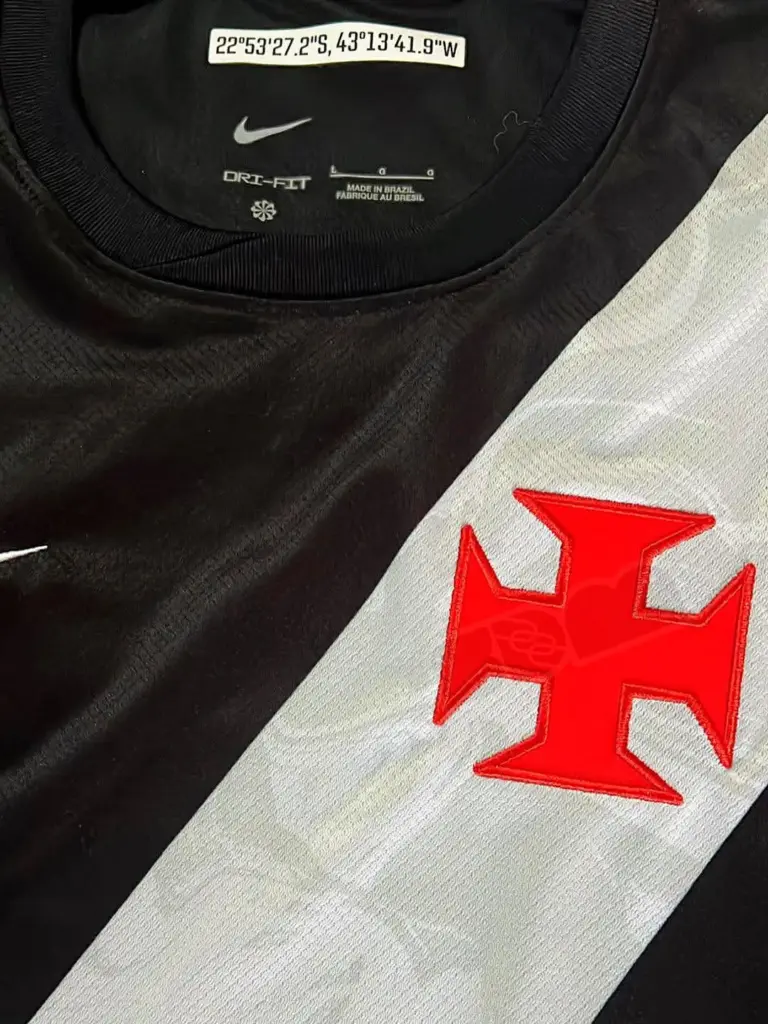 Site vaza possivel nova camisa do Vasco 2