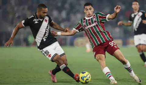 Vasco vira em cima do Fluminense já nos acréscimos
