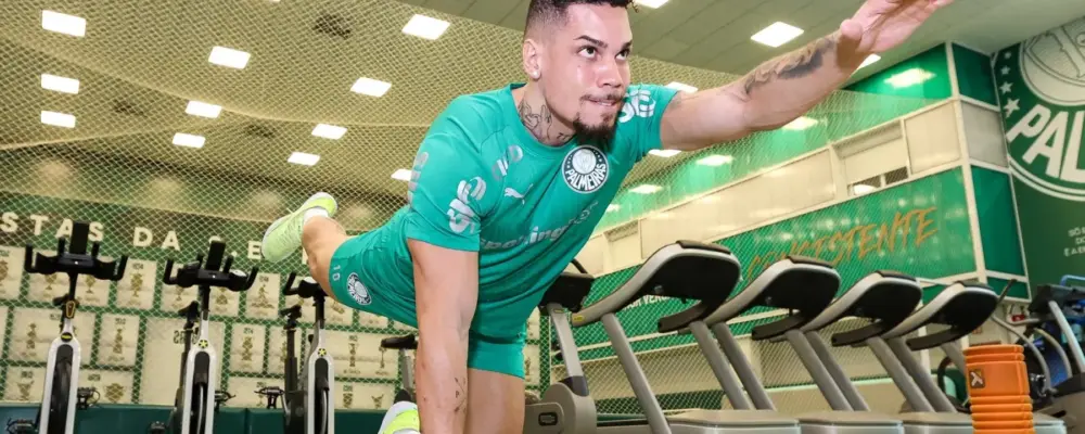 Paulinho tem ‘excelente evolução’, mas não tem data para voltar a jogar pelo Palmeiras