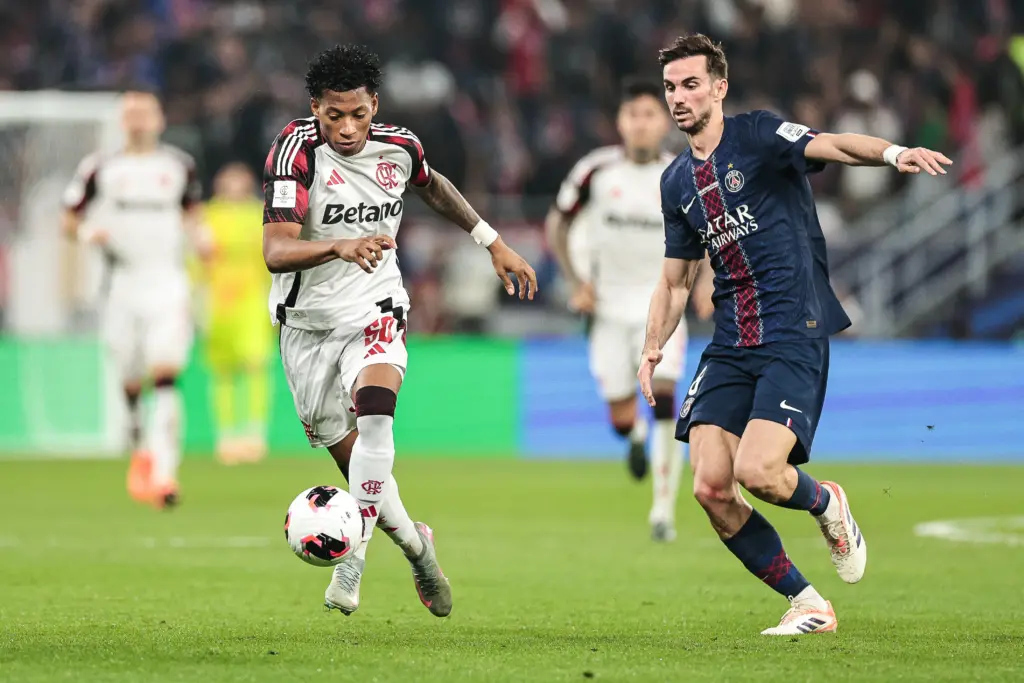 PSG larga na frente. Foto: Gilvan de Souza/Flamengo