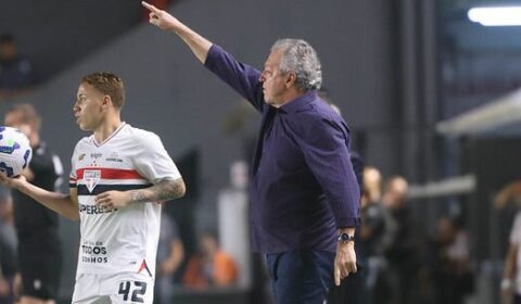 Abel Braga se defende no Inter: ‘Quem perde um filho não é homofóbico’