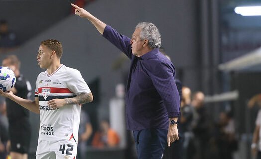 Abel Braga se defende no Inter: ‘Quem perde um filho não é homofóbico’