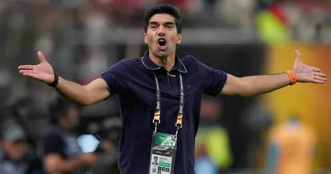 Abel Ferreira volta a questionar arbitragem e se defende: ‘Tenho muito orgulho dos vices’