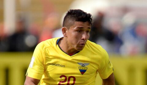 Atacante do Atlético se comove com morte de Mario Pineida: ‘Horrível’