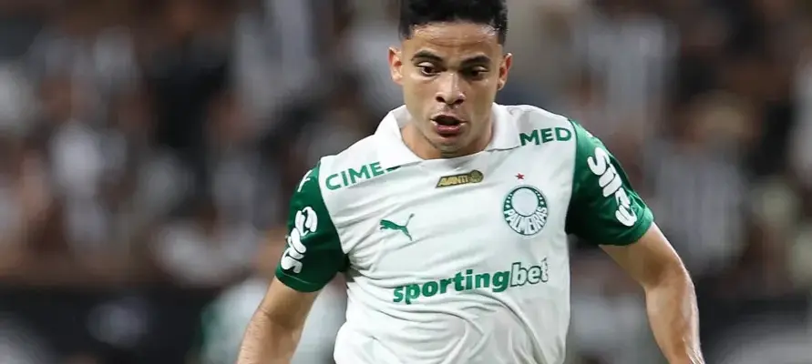 Atacante se explica após torneio nas férias; mas será multado pelo Palmeiras