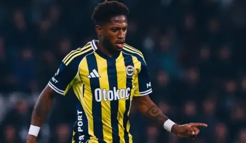 Atlético-MG negocia a contratação de volante ex-seleção brasileira