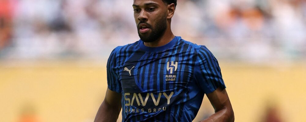 Atlético anuncia acerto com Renan Lodi, primeiro reforço para 2026