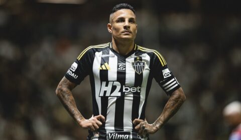 Atlético e Fluminense buscam acordo, e negócio por Arana é tido como provável