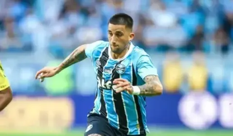 Bahia encaminha empréstimo de atacante do Grêmio