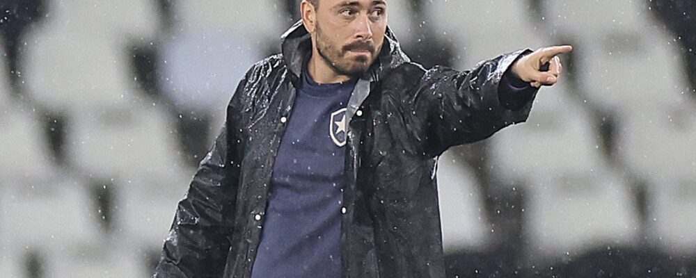 Botafogo anuncia saída de Davide Ancelotti após cinco meses