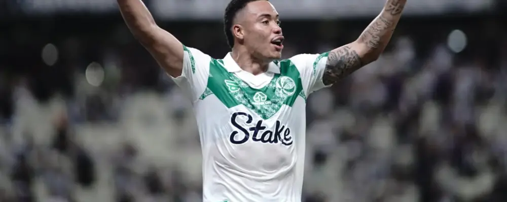 Botafogo e Vasco monitoram destaque do Juventude no Brasileirão