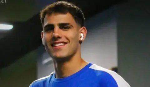 Botafogo fecha acordo com o Nacional pela contratação de atacante