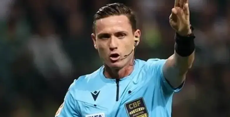 CBF quer ao menos 30 árbitros profissionais para o Brasileirão 2026