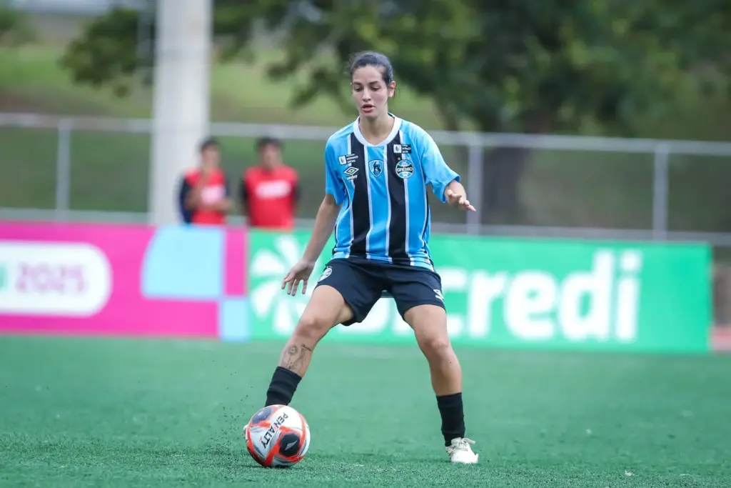 COPINHA FEMININA: Grêmio e Flamengo disputam final da competição (Foto: Divulgação)