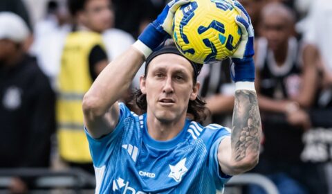 Cruzeiro x Democrata: onde assistir ao vivo e escalações pelo Mineiro