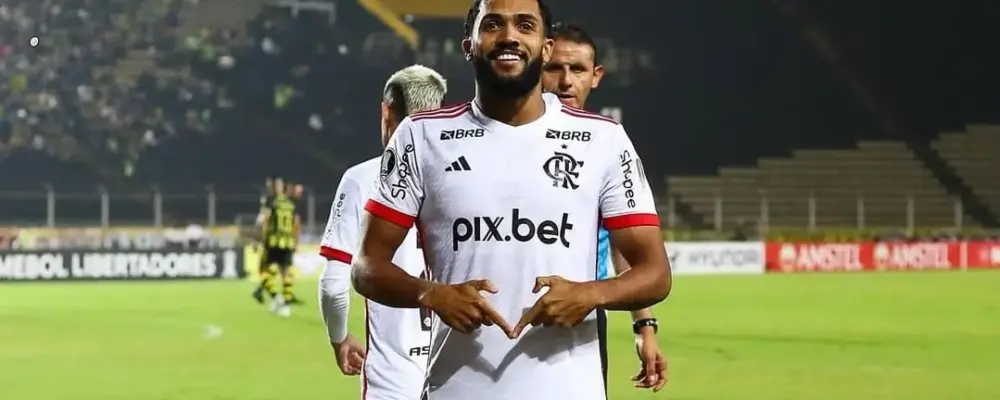 Clube mexicano se aproxima da contratação de atacante do Flamengo