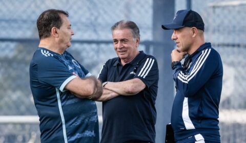 Corinthians avalia Pelaipe e outro ex-Cruzeiro para lugar de Soldado, diz site