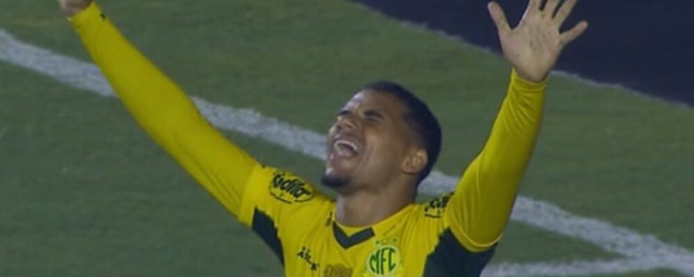 Cria do América marca no Brasileiro e encerra jejum de 15 meses sem gols