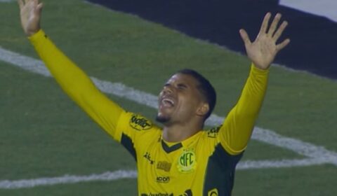 Cria do América marca no Brasileiro e encerra jejum de 15 meses sem gols