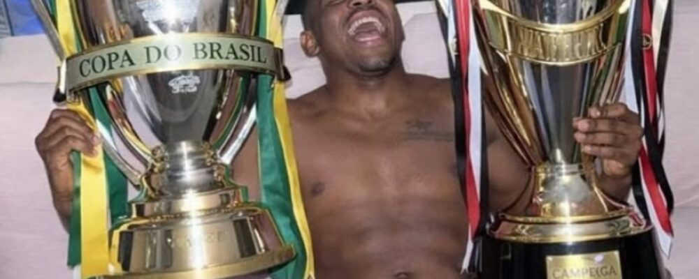 Cria do Cruzeiro celebra título do Corinthians: ‘Feliz no simples’