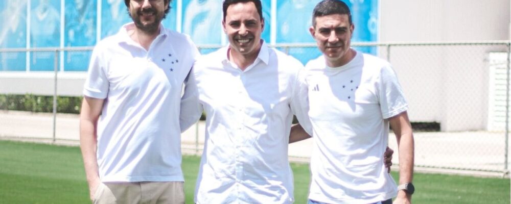Cruzeiro comunica saída de dirigente e mudanças no departamento de futebol