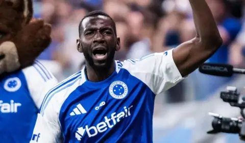 Cruzeiro inicia reformulação e confirma saídas de Gamarra, Eduardo e Bolasie