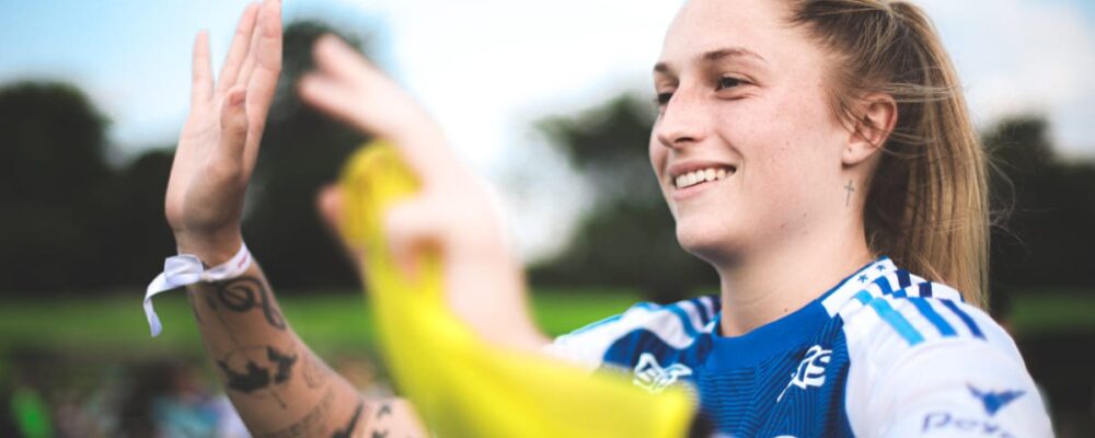 Cruzeiro oficializa venda de Isa Haas por valor recorde