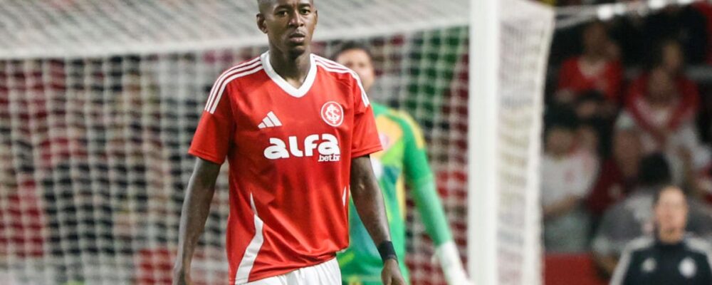 Cruzeiro se incomoda com ‘leilão’ do Inter e vê Vitão próximo do Flamengo