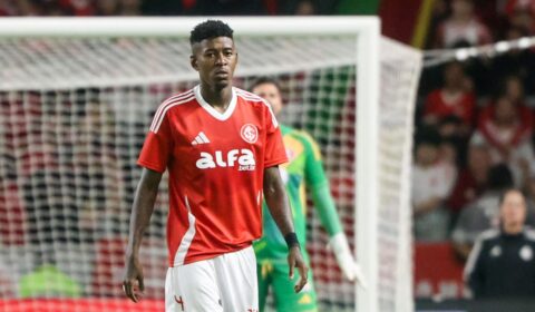 Cruzeiro se incomoda com ‘leilão’ do Inter e vê Vitão próximo do Flamengo