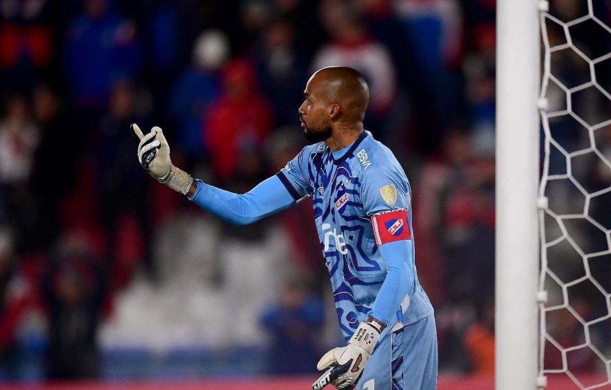 Luis Mejía (foto: Dante FERNANDEZ / AFP)