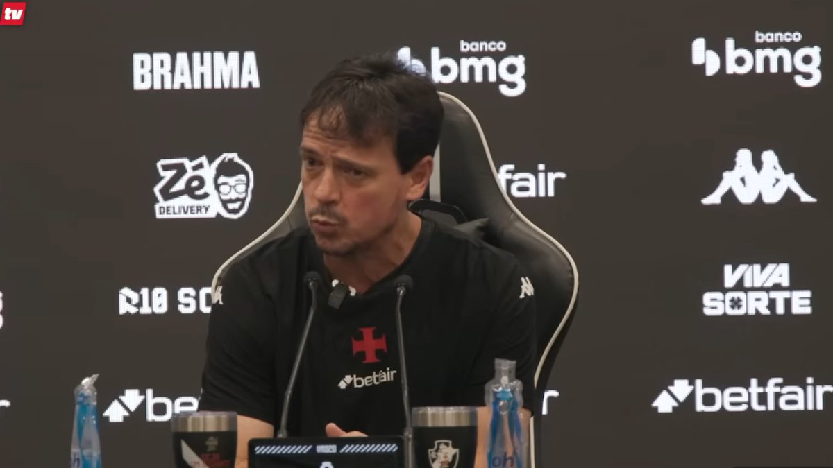 Fernando Diniz em entrevista coletiva após Atlético 5 x 0 Vasco (foto: Reprodução/Vasco TV)