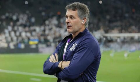 Dirigente do Corinthians se desculpa por xingar torcedor no Natal