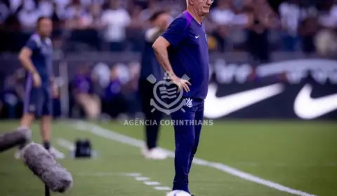 Dorival lamenta desfalques do Corinthians e aponta foco na semifinal da Copa do Brasil