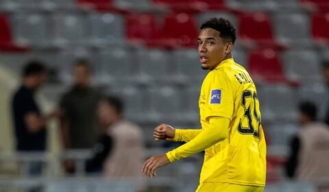 Emprestados pelo Atlético: quais os números de Palacios no Al Wasl?