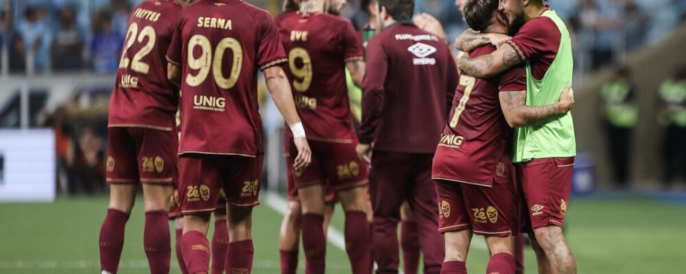 Ex-alvo do Atlético, atacante encerra seca de gols de 402 dias