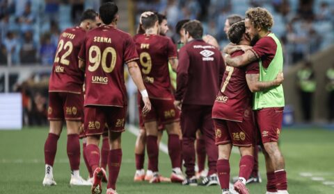 Ex-alvo do Atlético, atacante encerra seca de gols de 402 dias