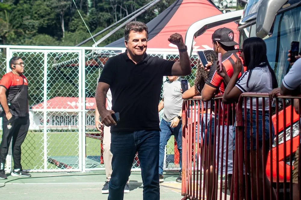 Fábio Mota tenta reeleição no Vitória em disputa com Marcone Amaral (Foto: Victor Ferreira / ECV)
